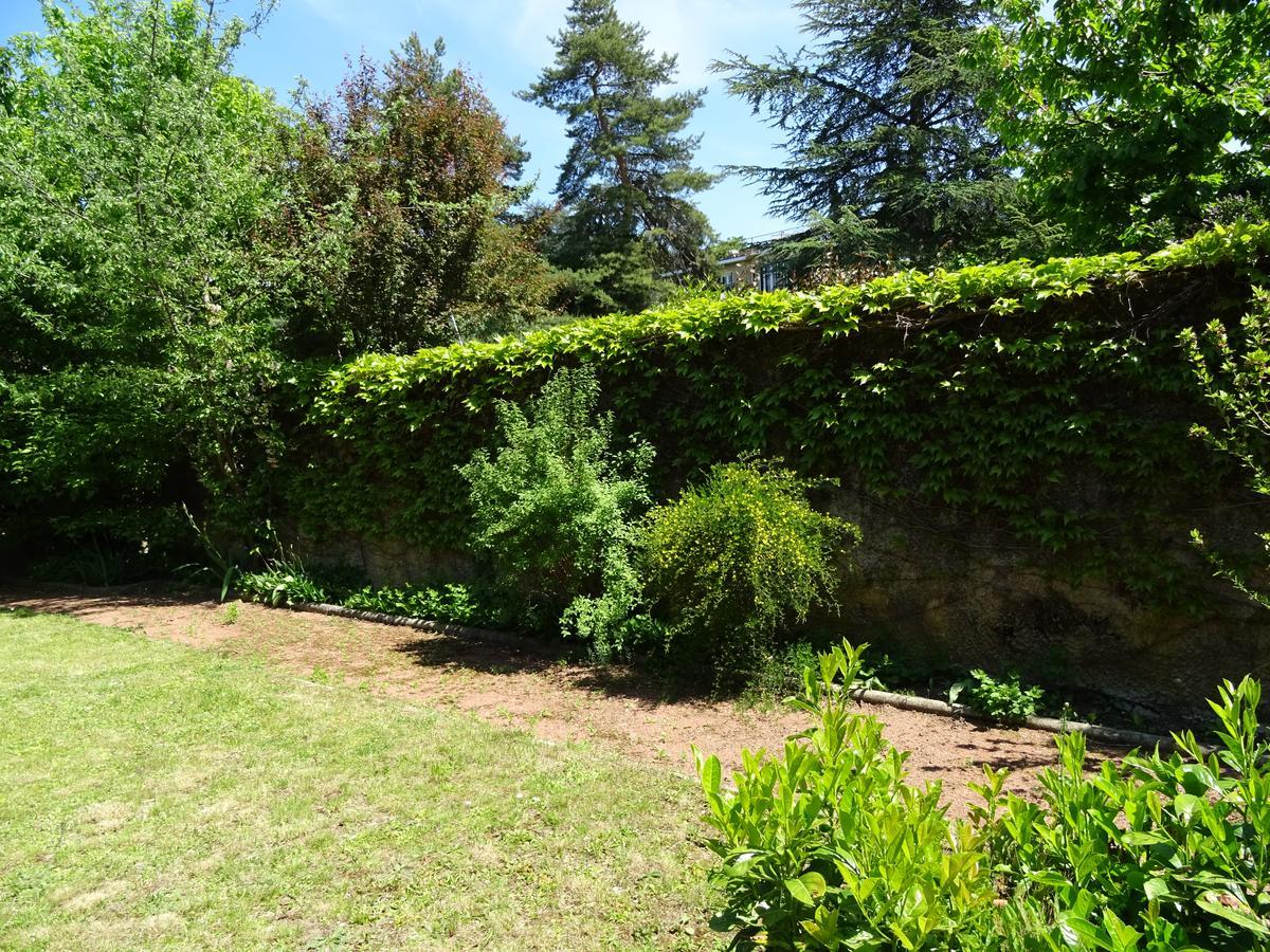 Chez Sylvie Hotell Sainte-Foy-lès-Lyon Eksteriør bilde